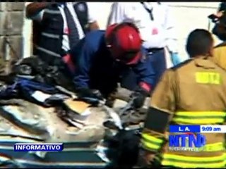 Tres personas murieron en México tras caída de avioneta en zona poblada de Tijuana