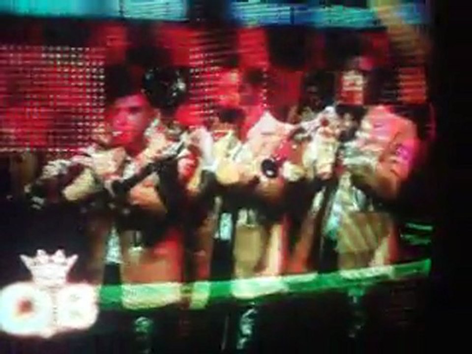 BANDA MS EN "QUE QUIERE LA BANDA"...CANTANDO AL...