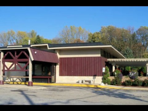 Italian Restaurant Hales Corners | Italian Food 53130 | Endless Salad Bowl (414) 425-7150