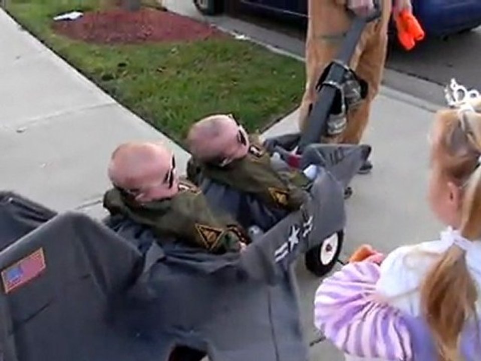 2011 Halloween Costume!!! Awesome Top Gun Twins!!