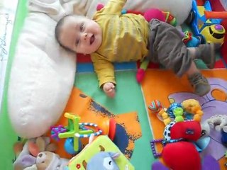 Thémis, mon bébé charmeur !!!! 6 mois