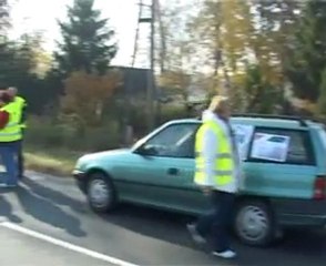 Utszéli tiltakozók a munka törvénykönyve ellen