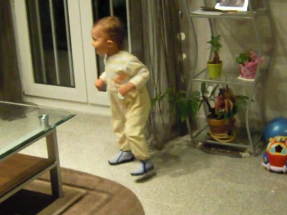 elle me dit Danse!
