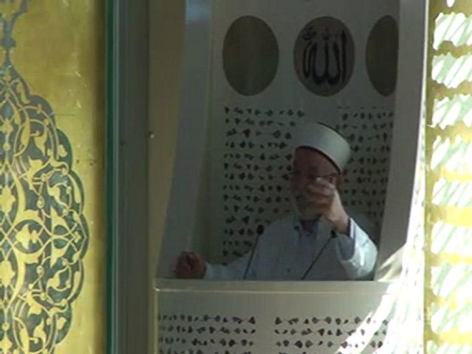 Emekli Vaiz Necati Tosun Hoca’nın 21 Ekim 2011 Karaca Ahmet Şakirin Camii Vaazı 2. Bölümü