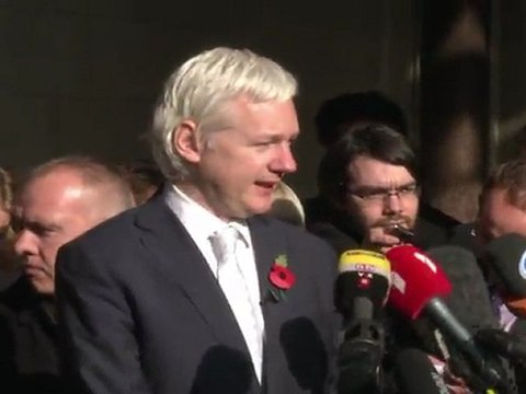 Grande-Bretagne: extradition de J. Assange en Suède confirmée