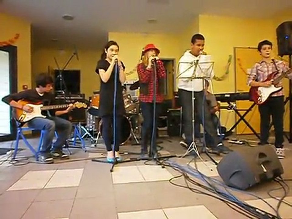 SEVEN CRAZY ROCKERS
