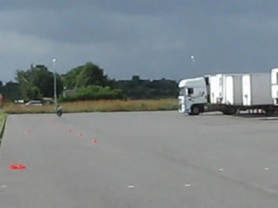 Leçon Moto N°7 Juillet 2010 - 010