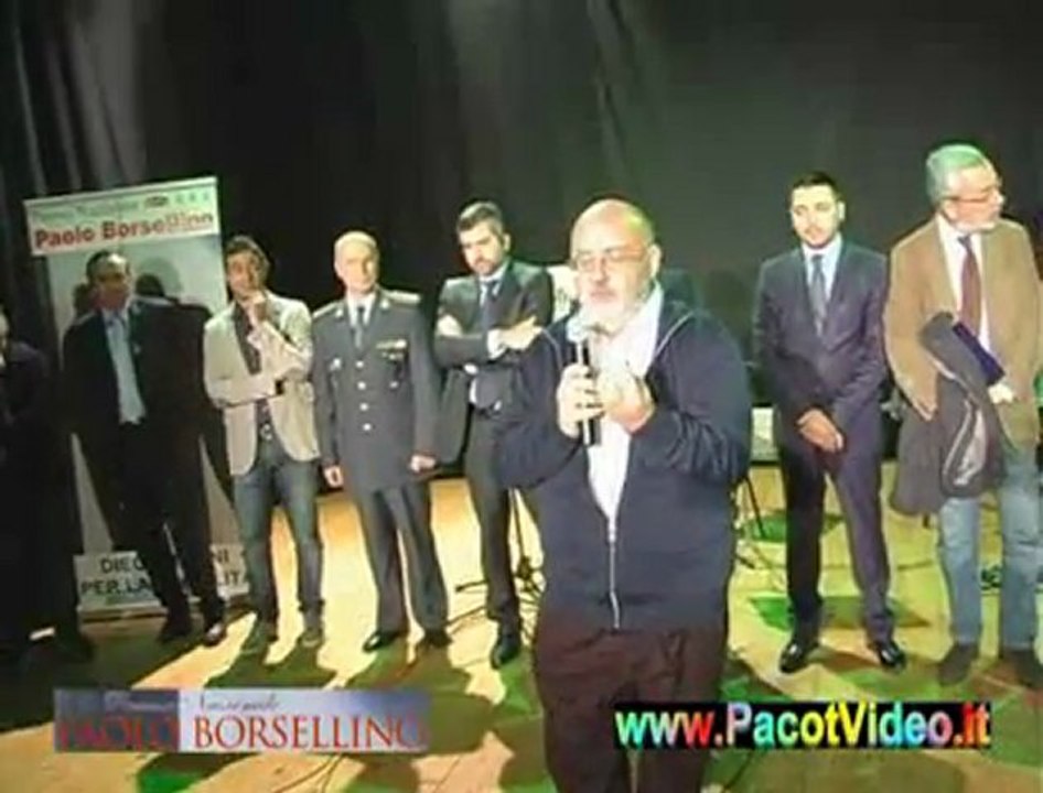 275 - 16 - Leo Nodari al Premio Borsellino 2011