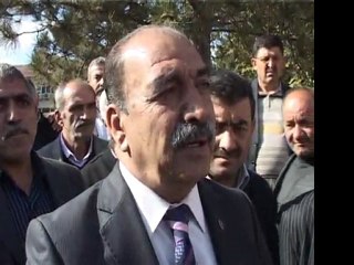 241 işçi, İl Özel İdaresi önünde beklemeye devam ediyor