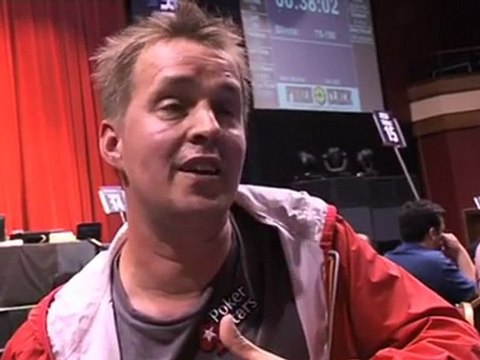 UKIPT Killarney Julian Thew and the press - PokerStars.co.uk