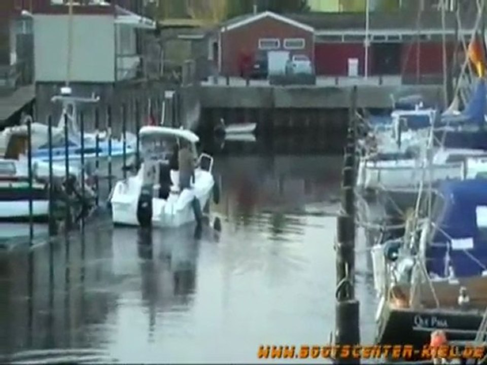 Quicksilver 530 Weekend Pilothouse On Water 2011