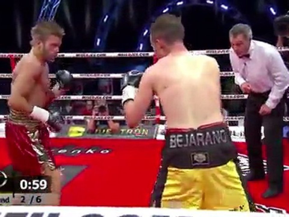 Tyler Asselstine vs Isaac Bejarano 2011-10-20