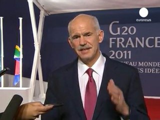 Papandreu: Referandum demokratik bir hak