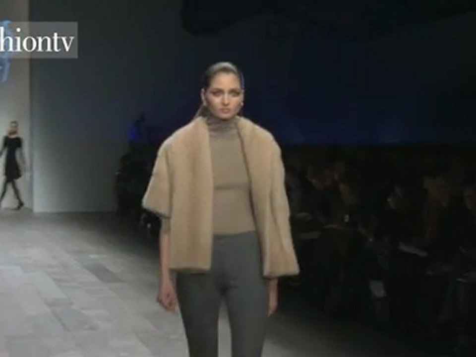 Issa Show Fall 2011 London Fashion Week | FTV