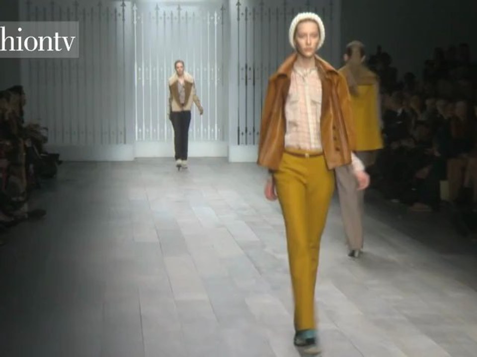 Jaeger Show Fall 2011 London Fashion Week | FTV