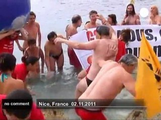 Anti-G20 wet protest - no comment