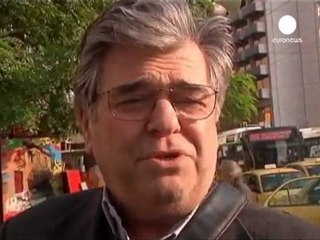 Greeks react to euro referendum talk