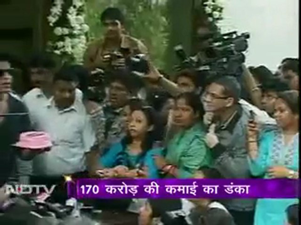 'रा.वन' का प्रचार जारी...