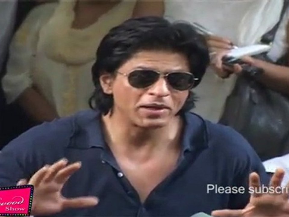 Shah Rukh Khan Quotes A Poem For Journalists