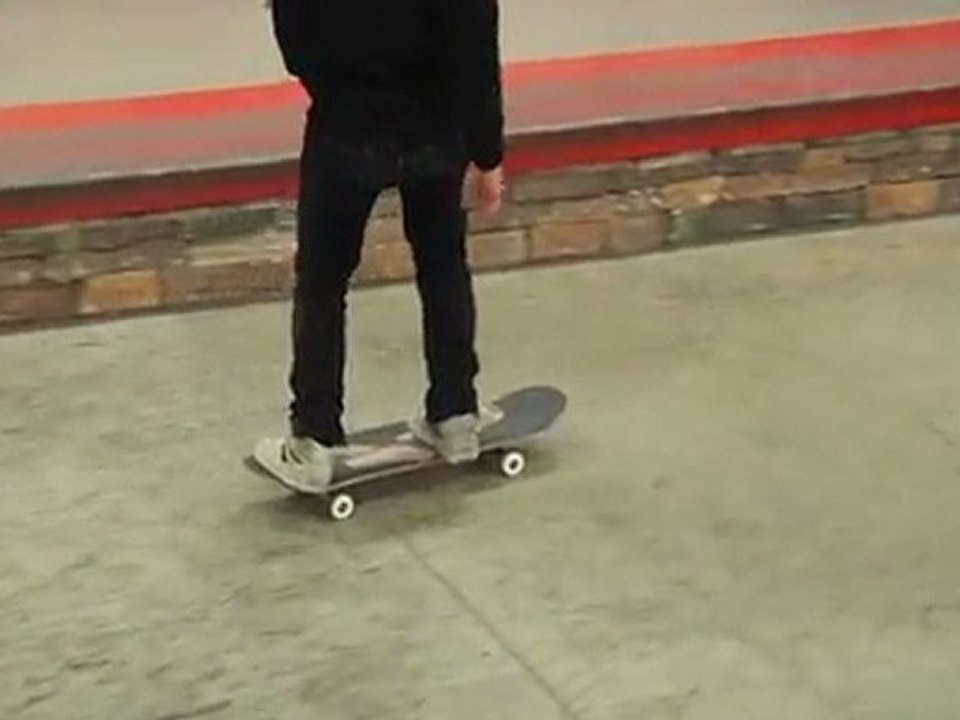 How To: No Comply 360 Flip With David Gonzalez