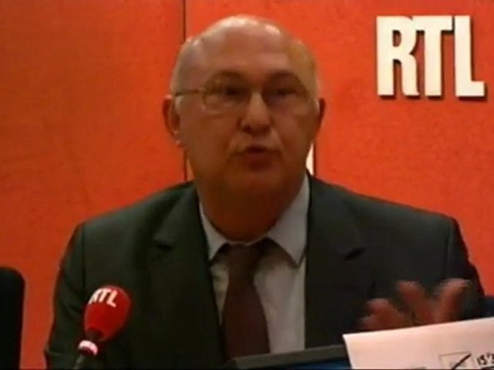 La Grèce peut-elle sortir de l'Euro ? Faut-il renoncer à l'idée d'un référendum ? Les réponses de Michel Sapin, ancien ministre socialiste des Finances