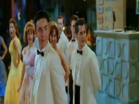 BÖYLE BİR SEVMEK - ATTİLA İLHAN