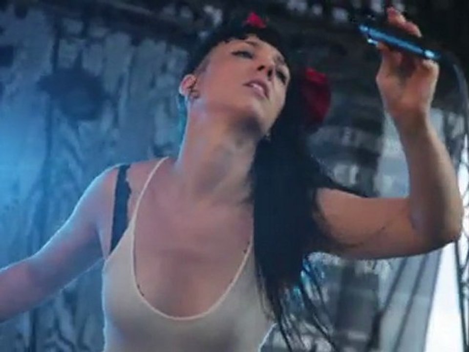 Bonnie Li // Live