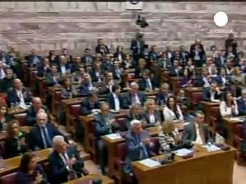 Yunanistan’da ekonomik kriz siyasi krize dönüştü