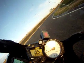 Roulage Carole Moto - Vue Avant