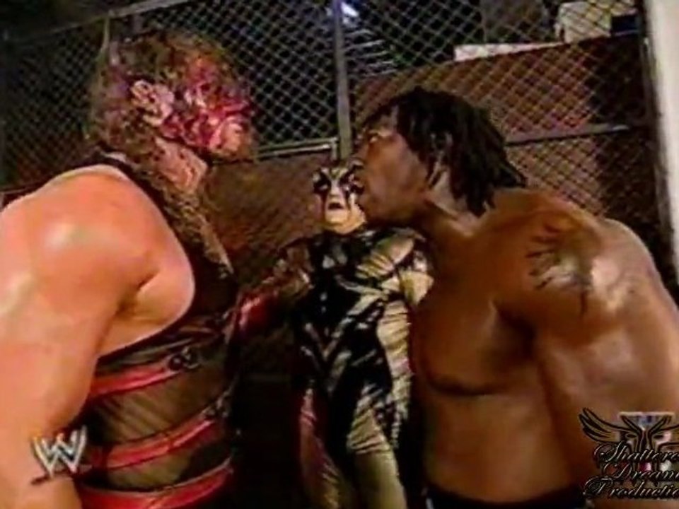 Goldust Has a Pep Talk with Kane - Raw - 11/4/02