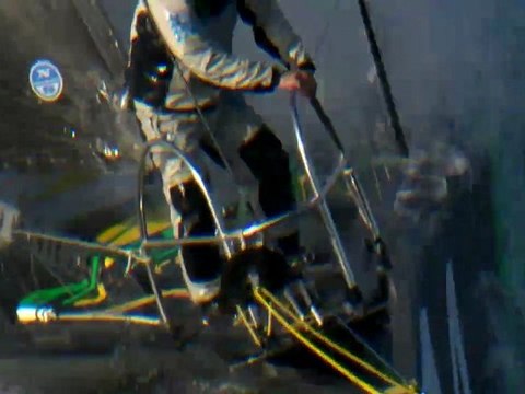 2011 - Démâtage d'AKENA VERANDAS