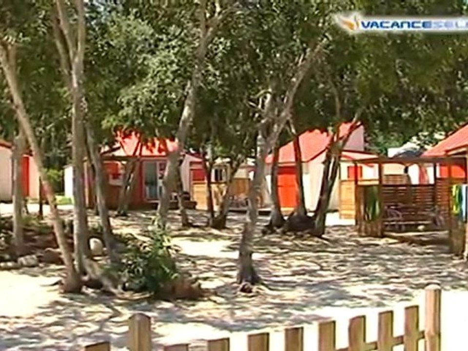 Camping Le Bois Fleuri Languedoc-Roussillon Frankrijk Vacanceselect.nl