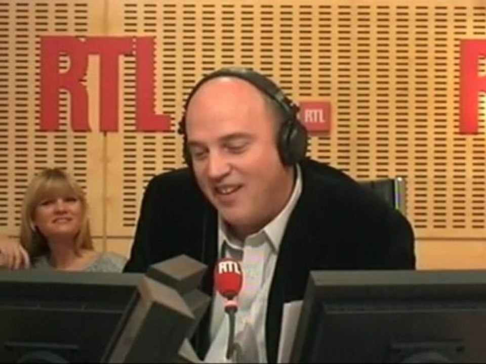 "Les émissions culinaires à la télévision constituent-elles un remède à la morosité ambiante ?" : le "Débat" avec Frédéric Anton, le chef du 3 étoiles "Pré Catelan" à Paris et jury de "MasterChef"