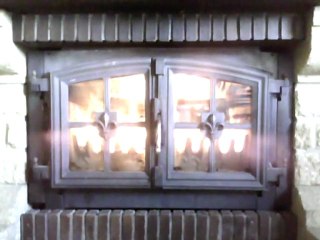 un feu de cheminée... de la musique douce.. du bonheur...