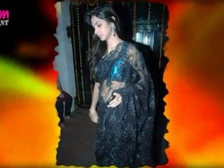 Kangana Ranaut SEXY back in SAREE