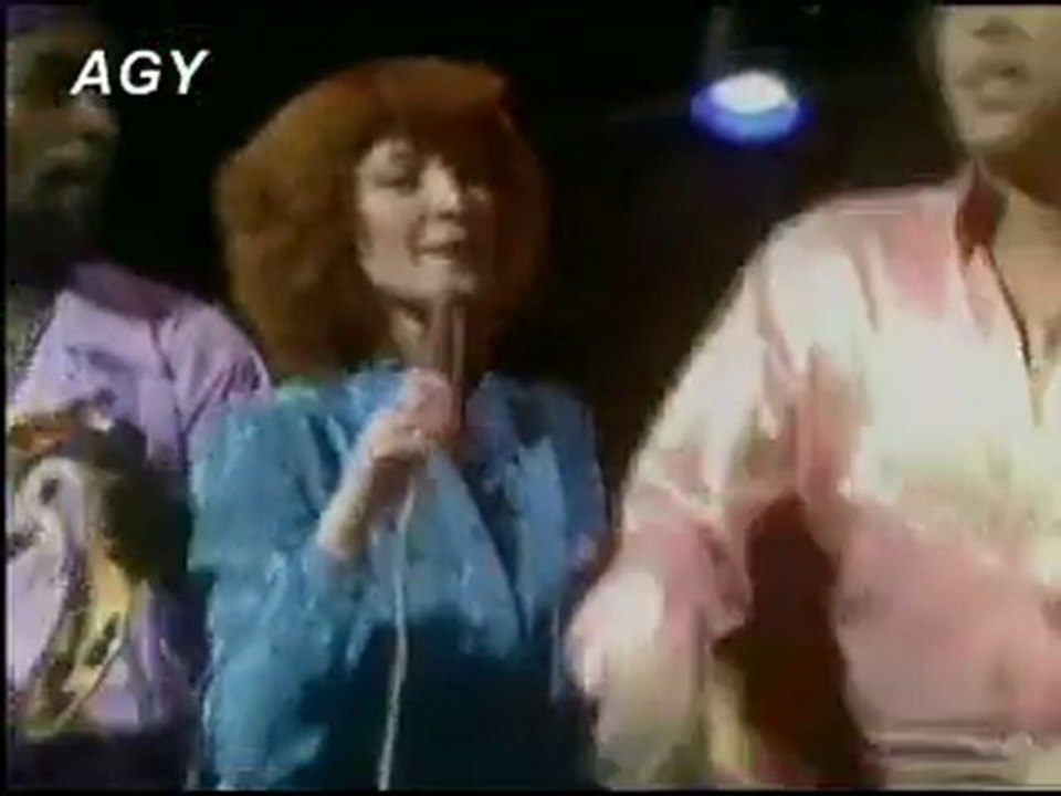 GONZALEZ - I HAVEN'T STOPPED DANCIN YET LIVE ON TOTP AGY