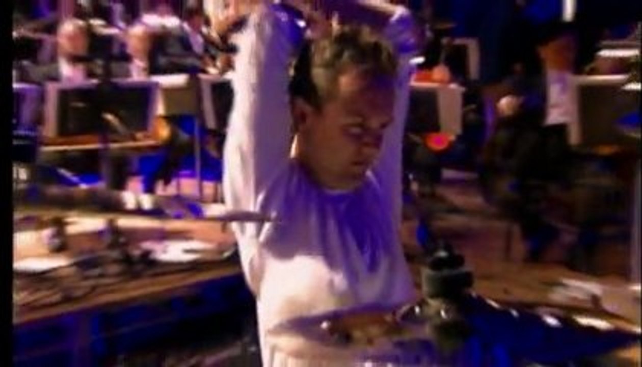 Metallica & Symphony San Francisco Orchestra  -  "Nothing Else Matters" (11.12.April.1999)HD