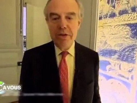 Frédéric Mitterrand dans Un dîner presque parfait - puremedias.com