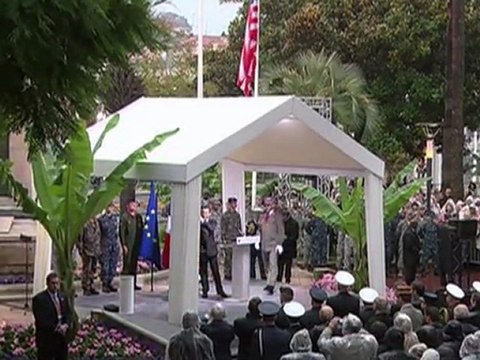 Sarkozy et Obama célèbrent le succès de l'intervention en Libye