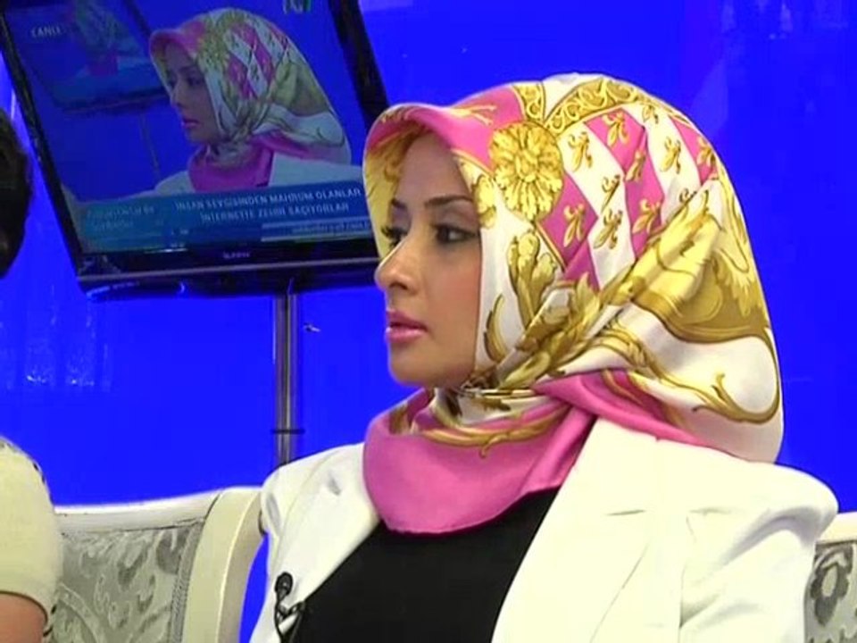 Benim aleyhime binlerce kişi faaliyet yaptı, ne oldu? Şimdi binlerce sevenim var. (Adnan Oktar)