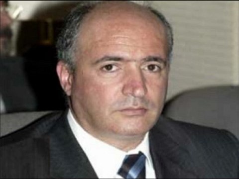 قصيدة هجاء بعنوان المرتزق السفيه ناصر قنديل