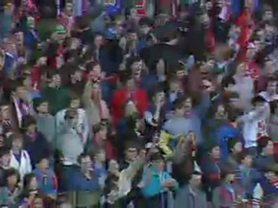 Young Alex Ferguson arrives at Manchester