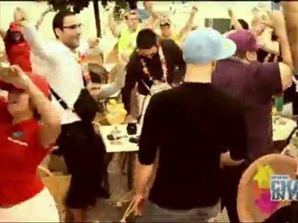 Mister Kingsize feat Dr Yugo   "Le papapa style"