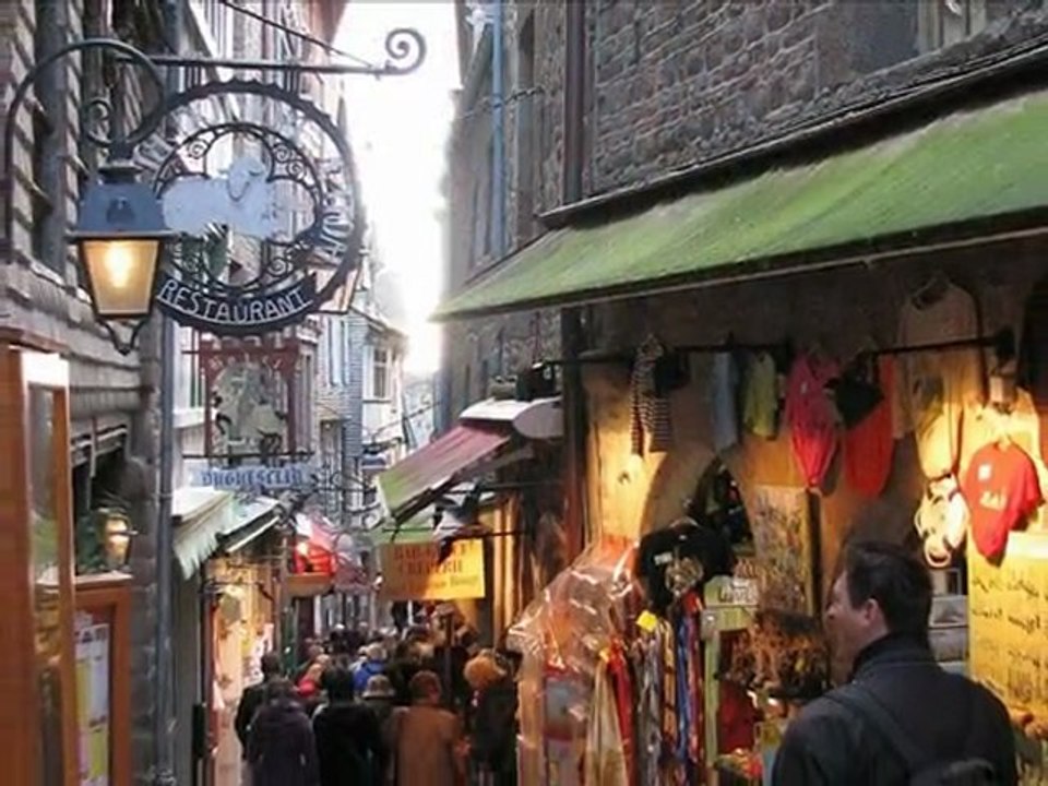 Le Mont Saint Michel à travers dès ages