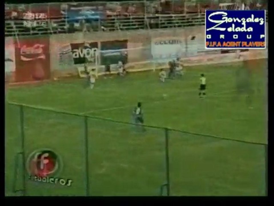 Victor Aquino - Centro Delantero - 2011