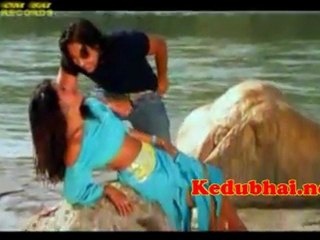 Utha Badal Chuna Chuna- Nepali Movie Dhakan Song
