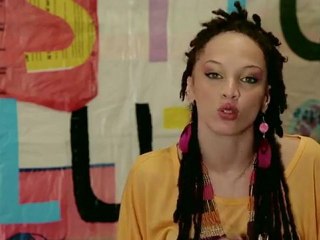 Haley-Reinhart-n-the-Top-11-Wish-For-A-World-Free-of-Plastic-Polution[www.savevid.com](1)