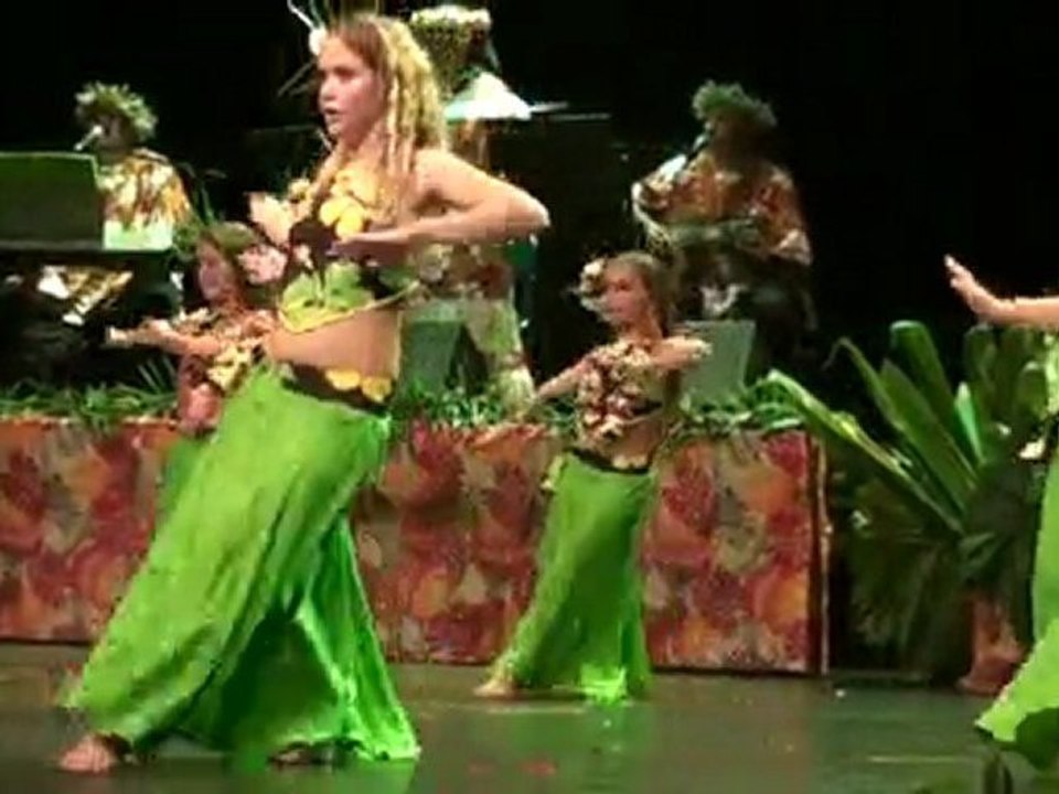 Danse tahitienne oceane 2- sept 2011