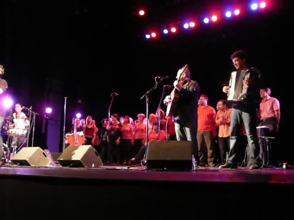 les grandes bouches-Les mazades-Dansons la carmagnole