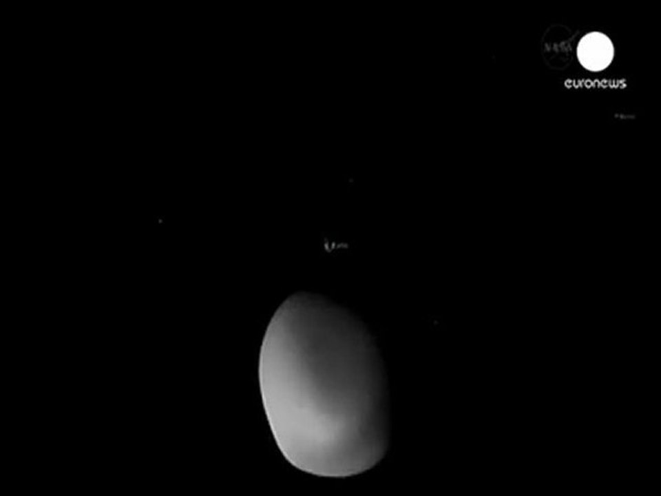 Un mega asteroide passerà tra terra e luna